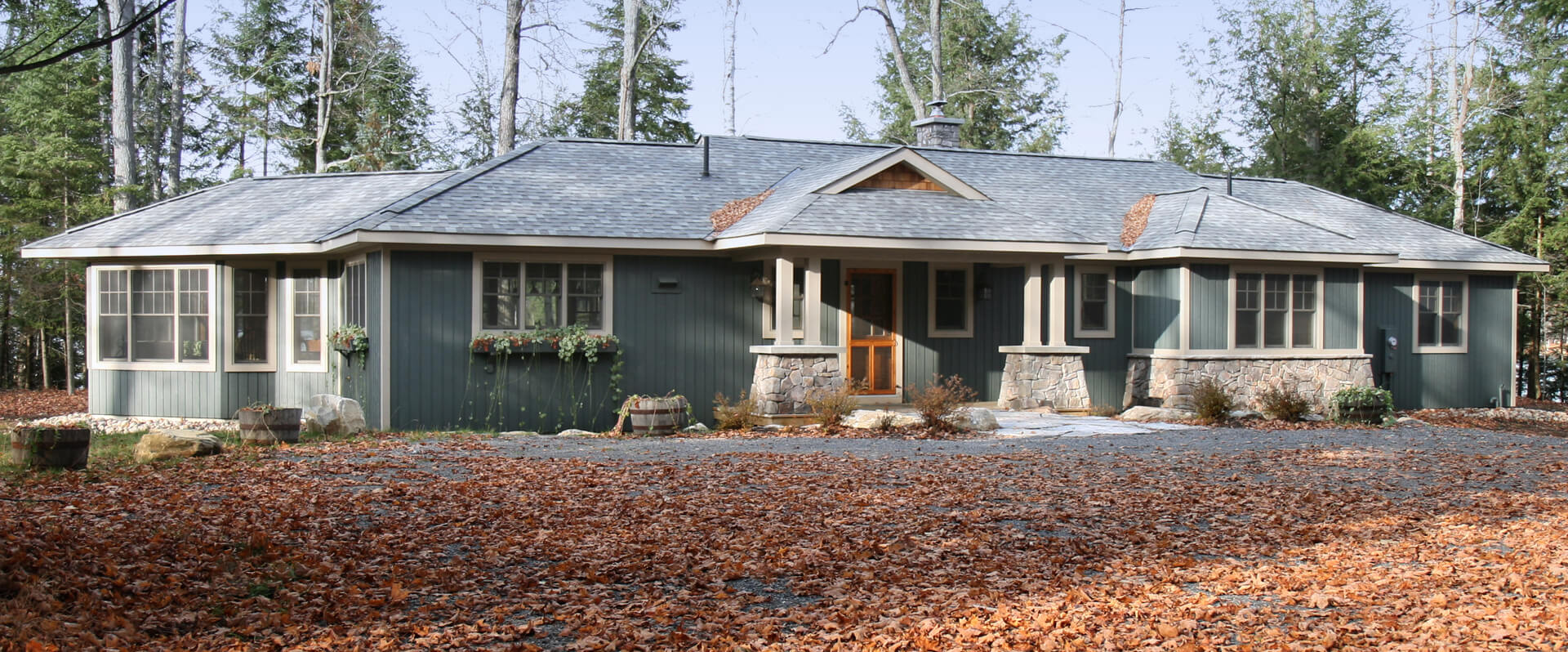 architect designed cottage - lake of bays - muskoka - laneside